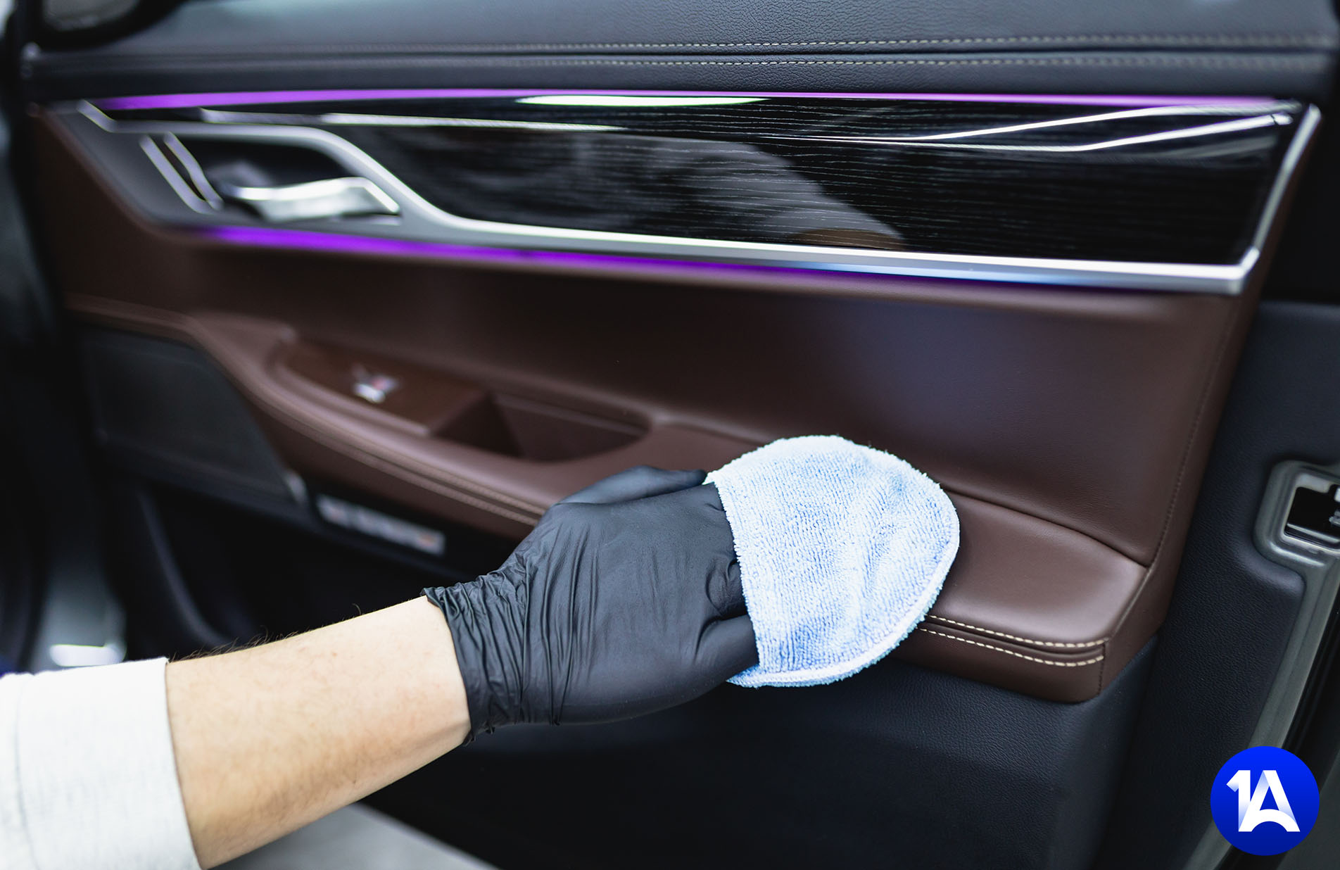 Autowäsche Mit Innenreinigung In Der Nähe Autoinnenreinigung Hannover - 1A Autoaufbereitung Hannover - Hochglanz