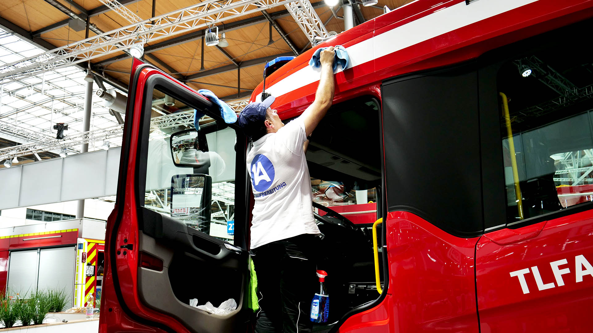 1A Autoaufbereitung Hannover - Hochglanz von Hand!